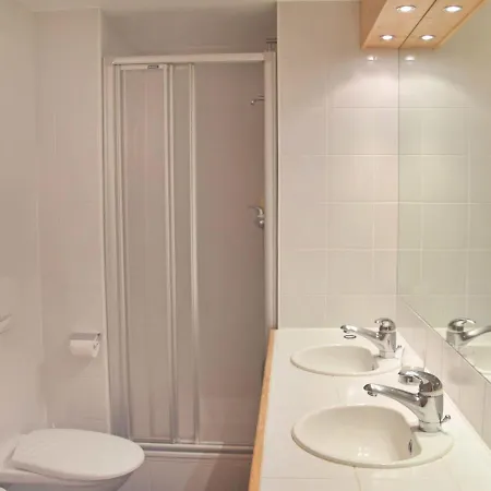 Romarin 220 By Interhome Apartmán *
